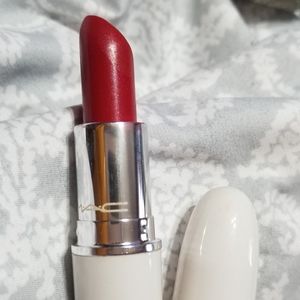 MAC Kanga Rouge lipstick (Holiday packaging)